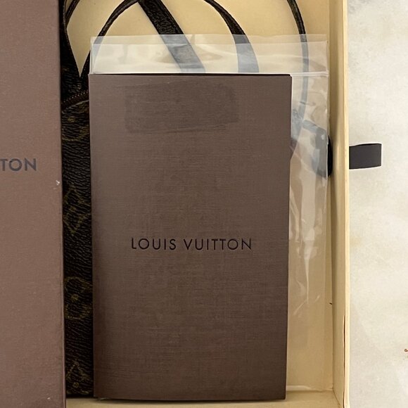 Louis Vuitton 1988 Monogram Pochette Secret M45484 – Vintage Collector’s Piece - Picture 2 of 9
